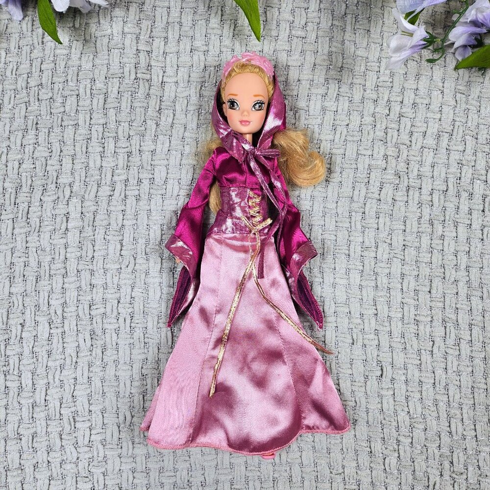 MGA Storytime Collection Princess Sleeping Beauty Aurora Doll Royal Coach